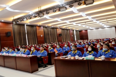 前景广阔 未来可期 | 6686体育网页登录隆重召开2021年度总结表彰大会