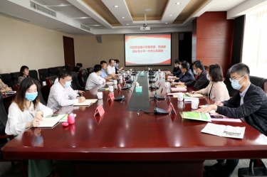 嘉兴市委常委、统战部部长李小平一行莅临6686体育网页登录调研指导