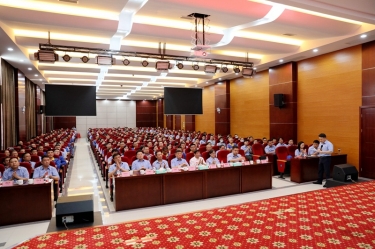 初心不变 实干为先 | 6686体育网页登录隆重召开2022年半年度总结表彰大会